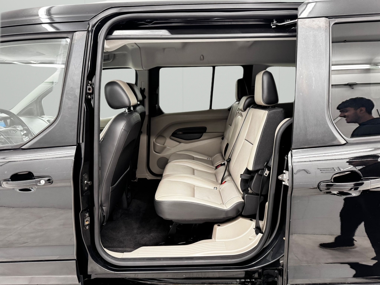 Ford Transit Connect Wagon 4dr Wgn LWB Titanium w/Rear Liftgate 2014