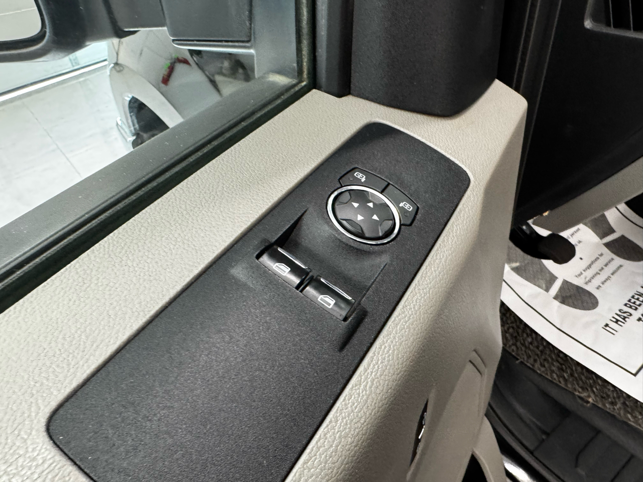 Ford Super Duty F-250 SRW XLT 4WD Reg Cab 8' Box 2018