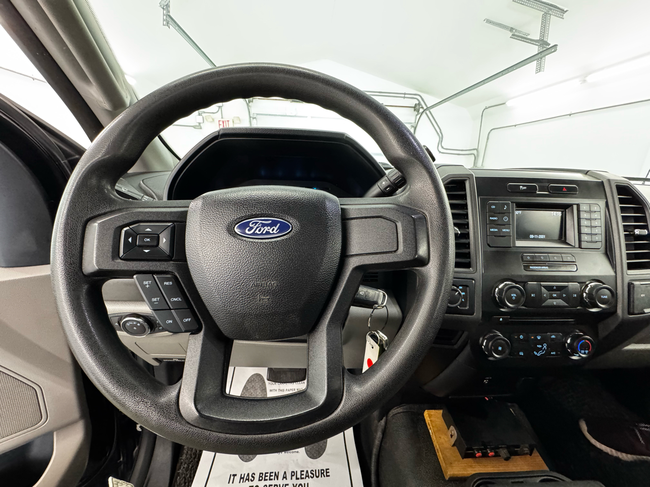 Ford Super Duty F-250 SRW XLT 4WD Reg Cab 8' Box 2018