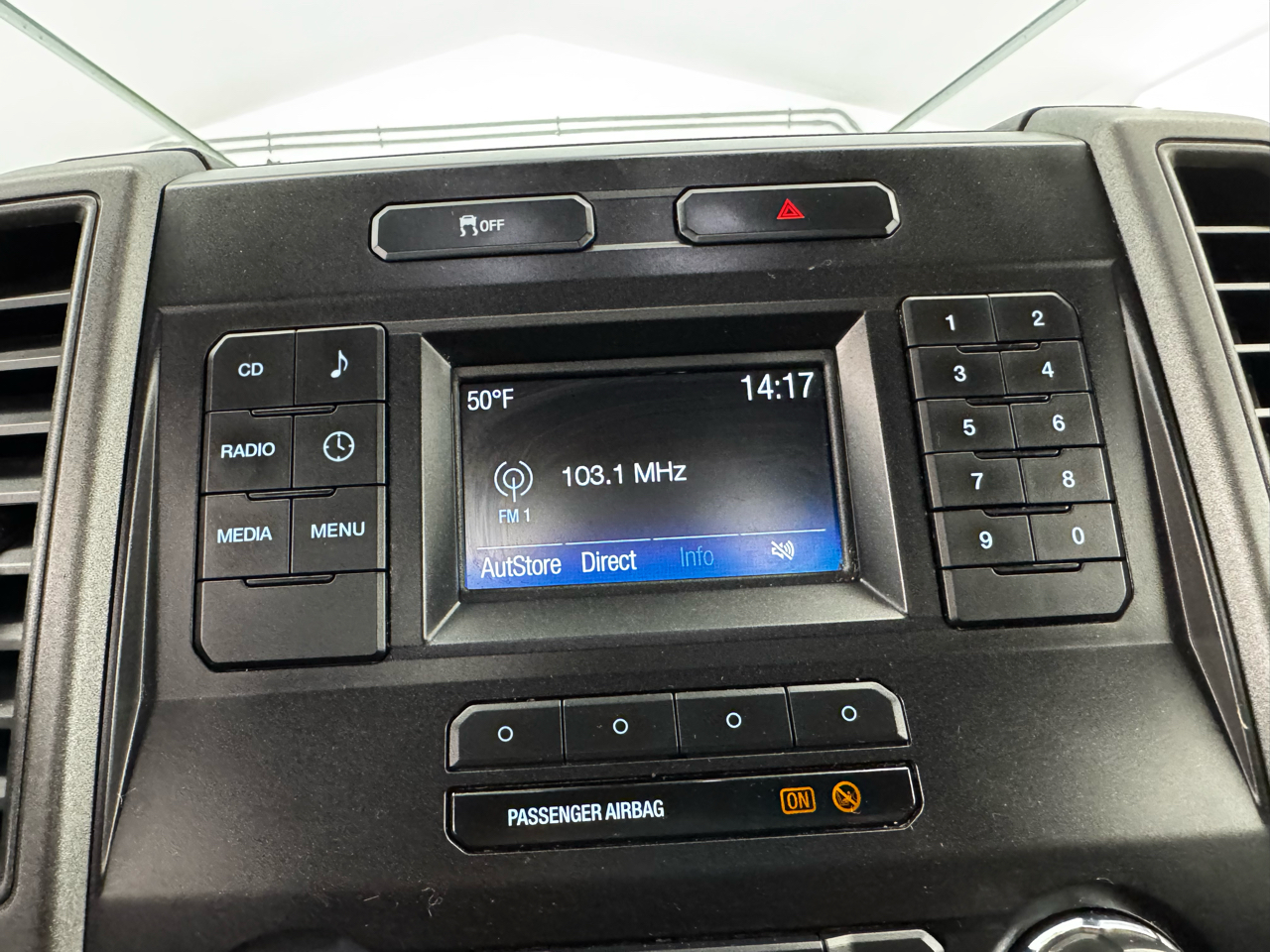 Ford Super Duty F-250 SRW XLT 4WD Reg Cab 8' Box 2018