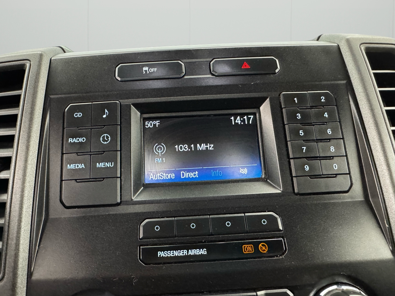 Ford Super Duty F-250 SRW XLT 4WD Reg Cab 8' Box 2018