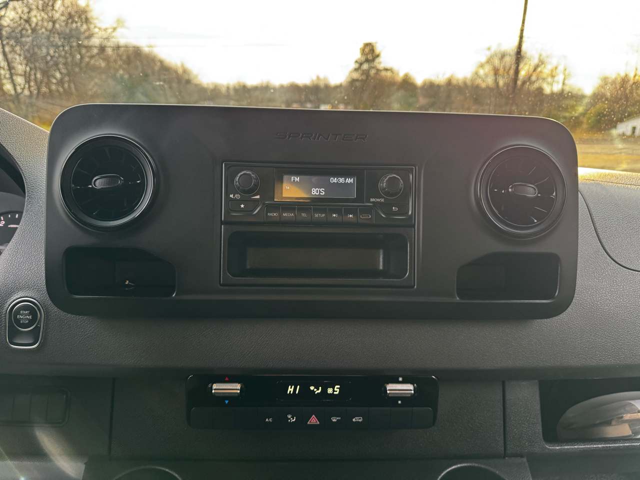 Mercedes-Benz Sprinter Cargo Van 2500 High Roof V6 170" RWD 2022