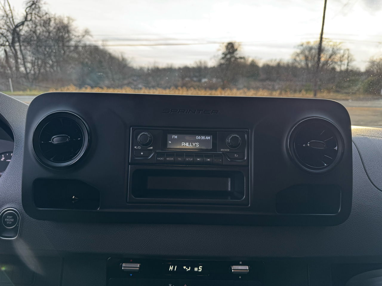 Mercedes-Benz Sprinter Cargo Van 2500 High Roof V6 170" RWD 2022