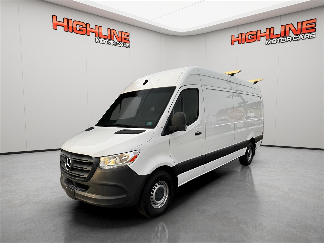 Mercedes-Benz Sprinter Cargo Van 2500 High Roof V6 170" RWD 2022
