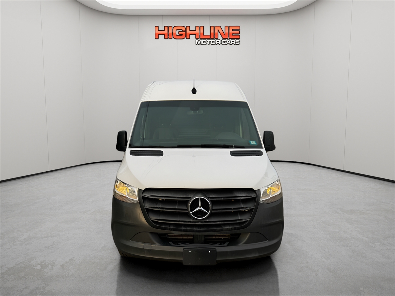 Mercedes-Benz Sprinter Cargo Van 2500 High Roof V6 170" RWD 2022