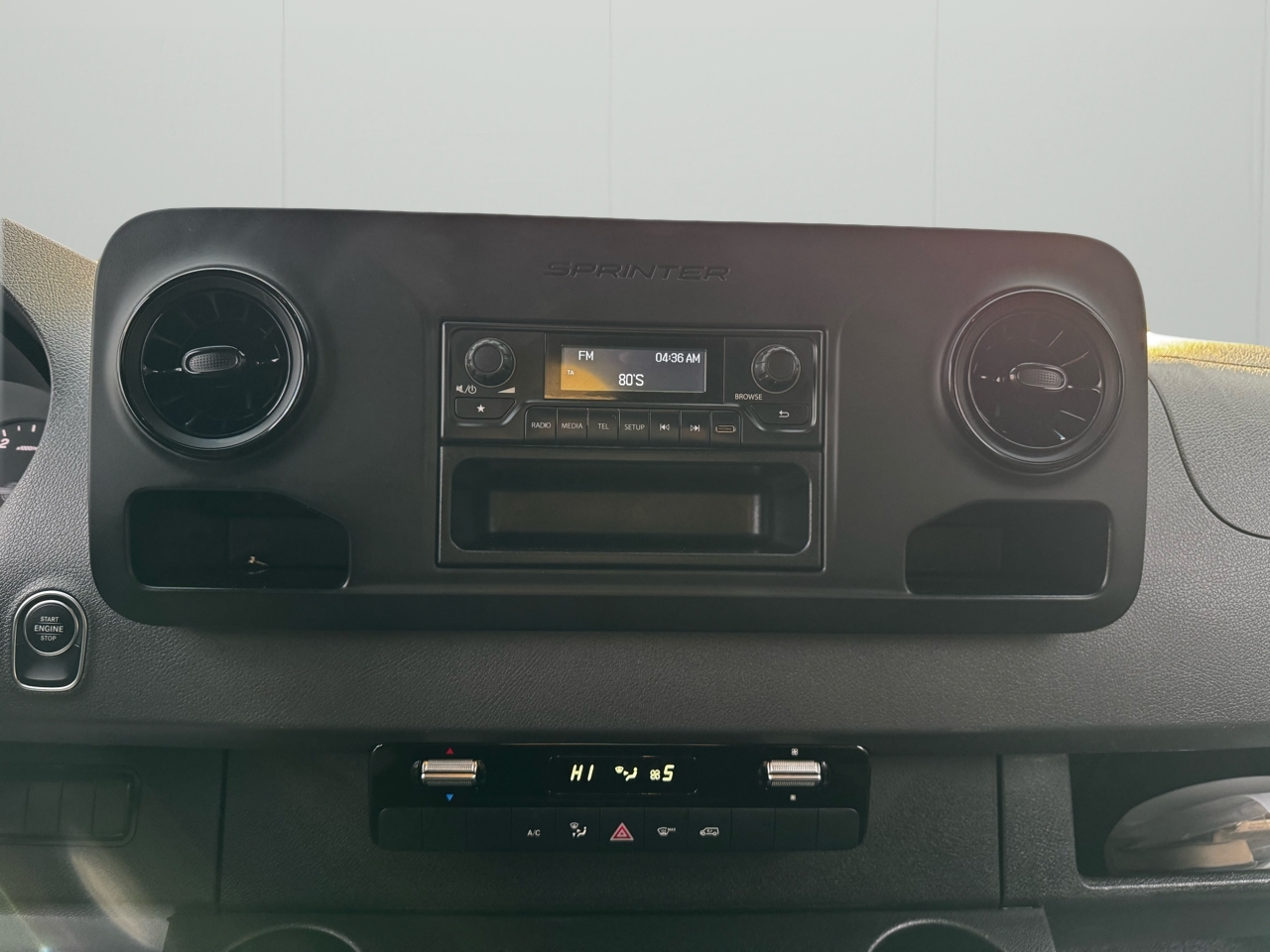 Mercedes-Benz Sprinter Cargo Van 2500 High Roof V6 170" RWD 2022