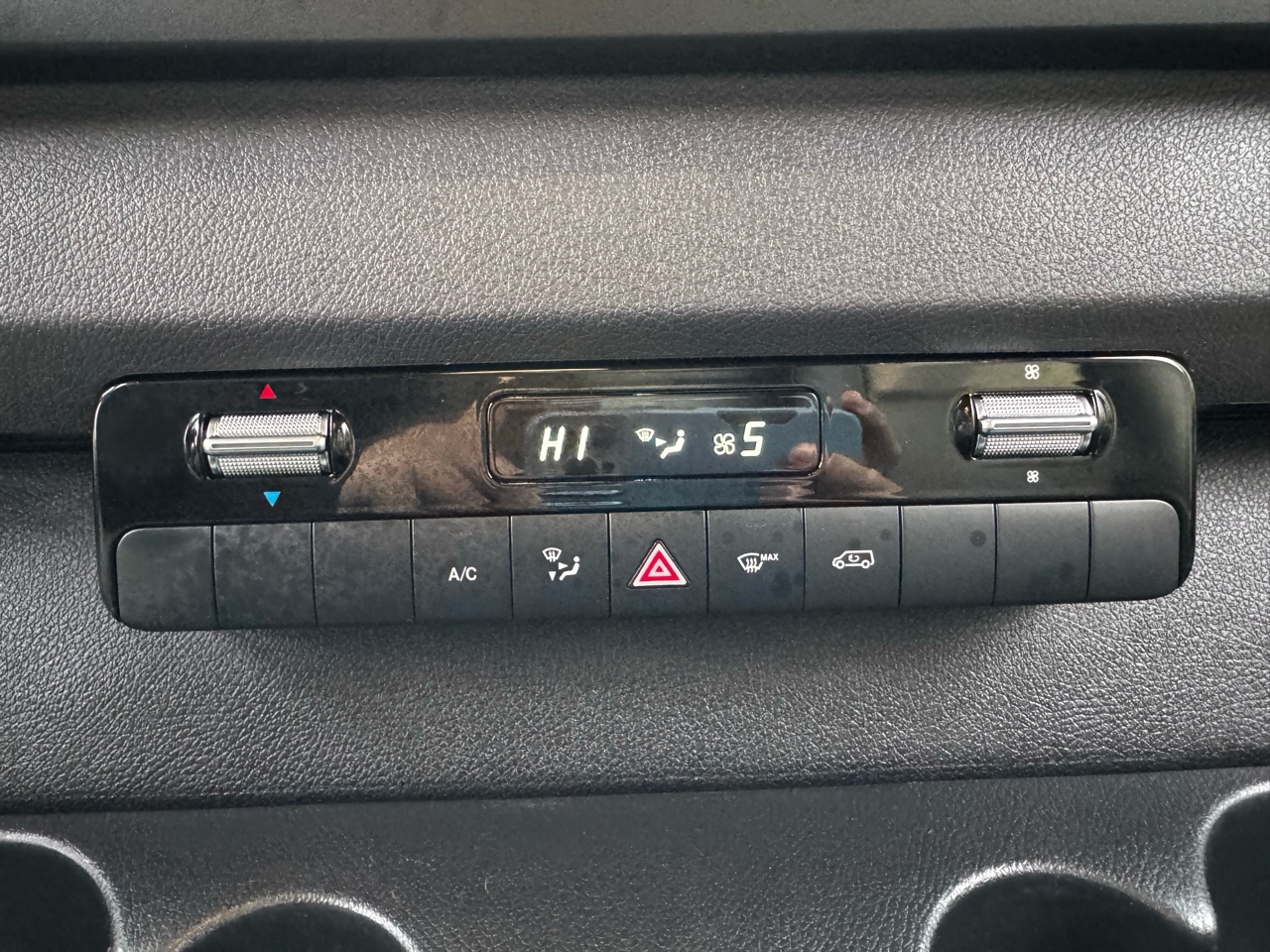 Mercedes-Benz Sprinter Cargo Van 2500 High Roof V6 170" RWD 2022