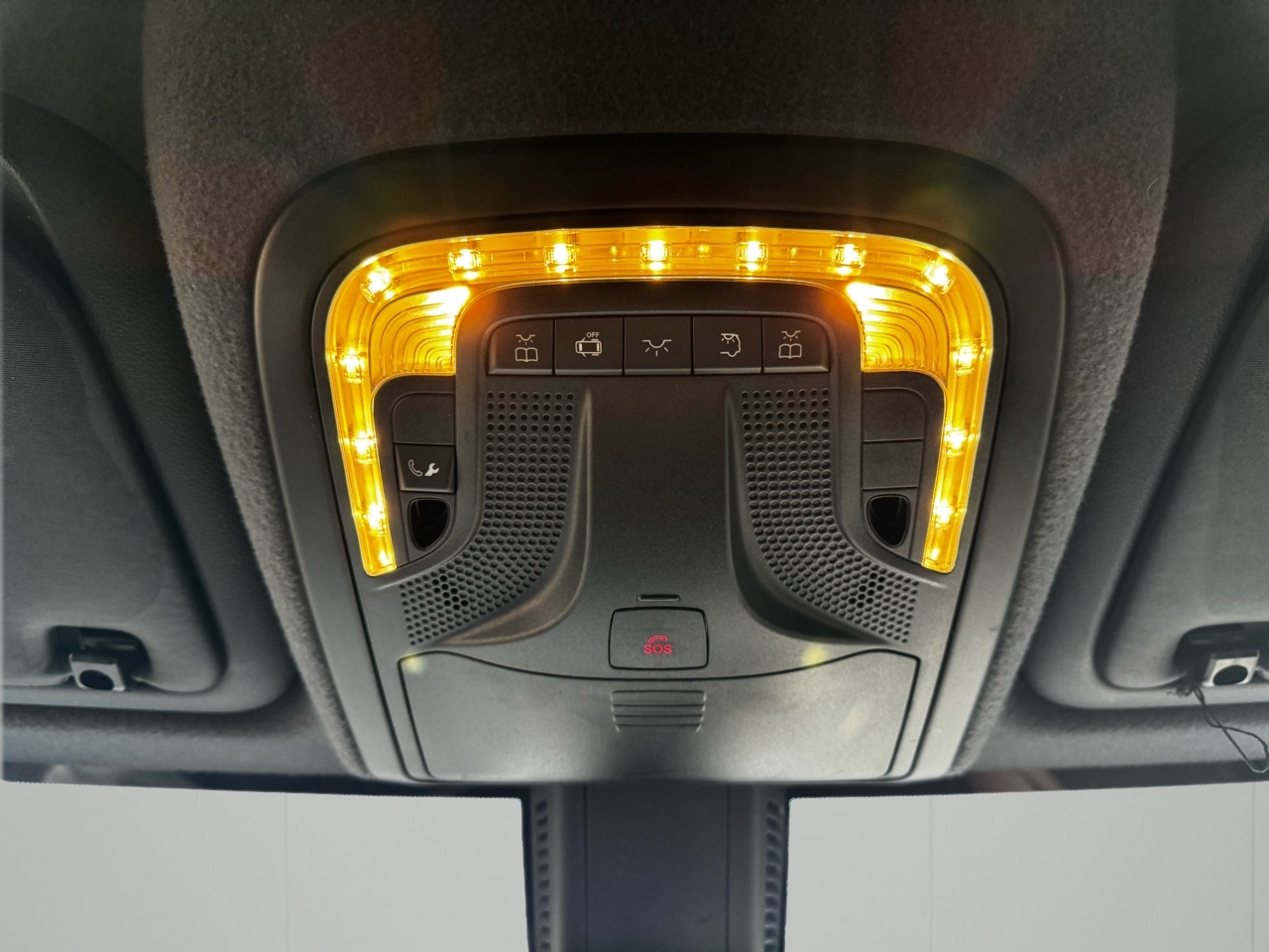 Mercedes-Benz Sprinter Cargo Van 2500 High Roof V6 170" RWD 2022