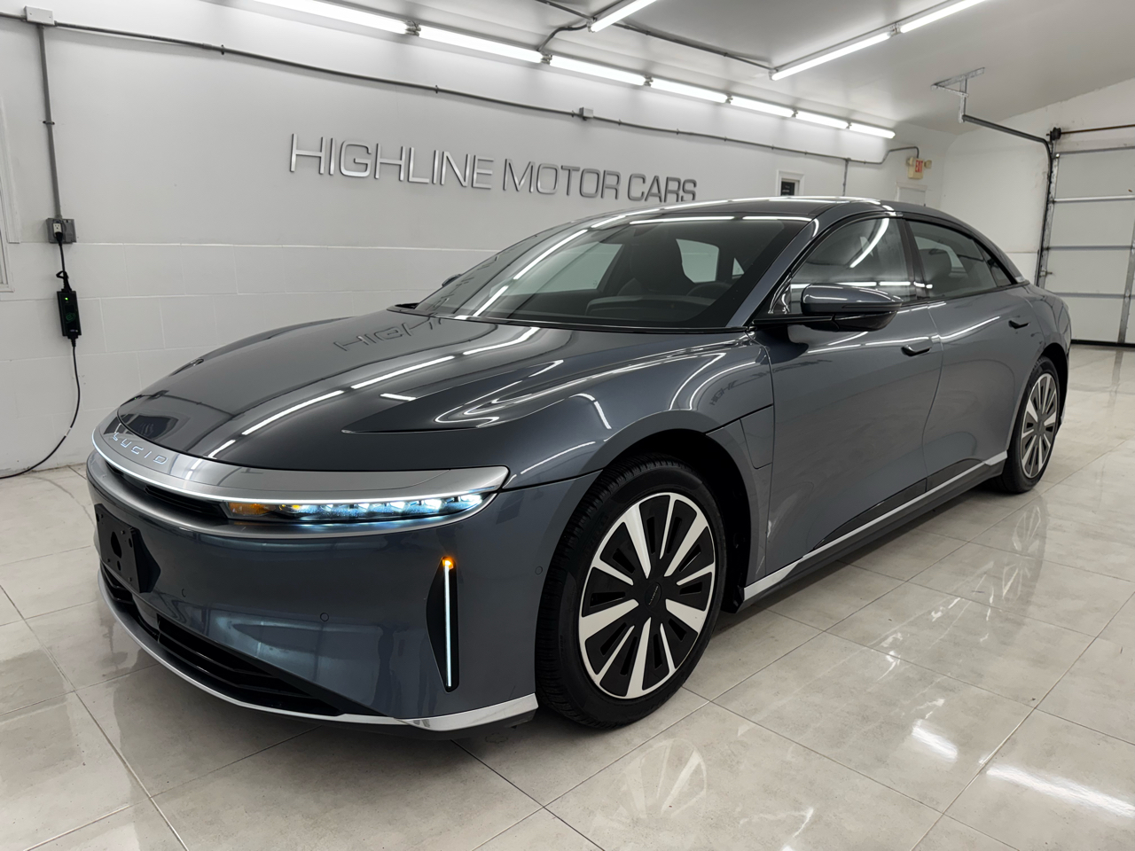 Lucid Air Pure RWD 2024