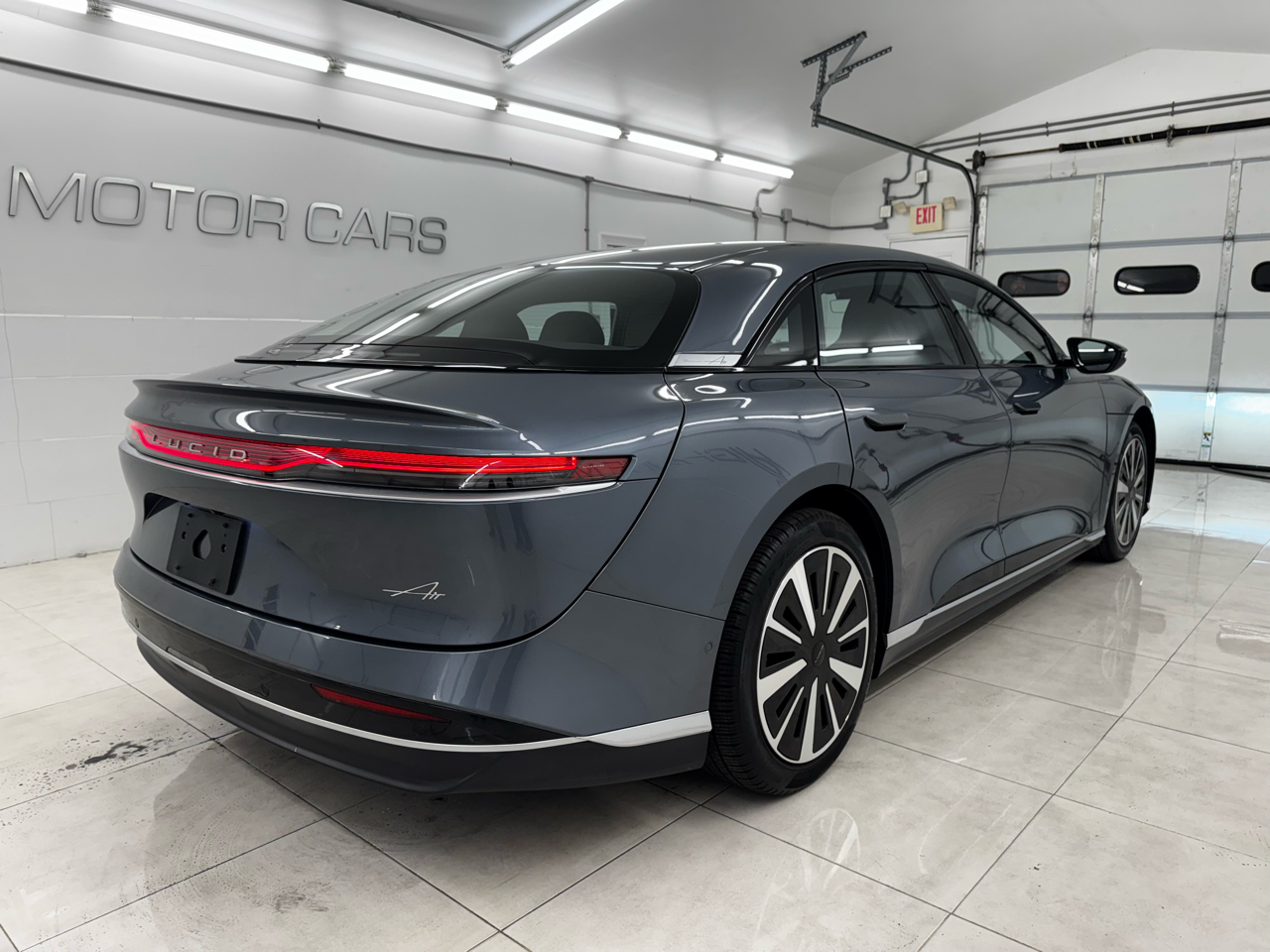 Lucid Air Pure RWD 2024