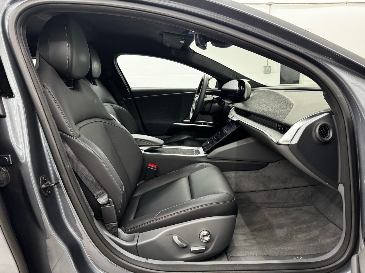 Lucid Air Pure RWD 2024