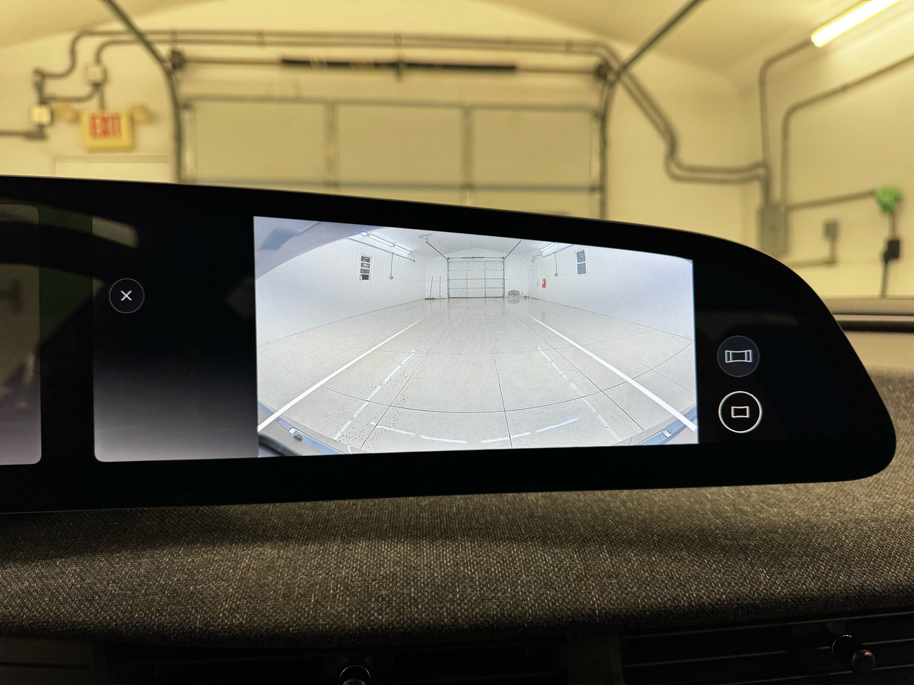 Lucid Air Pure RWD 2024