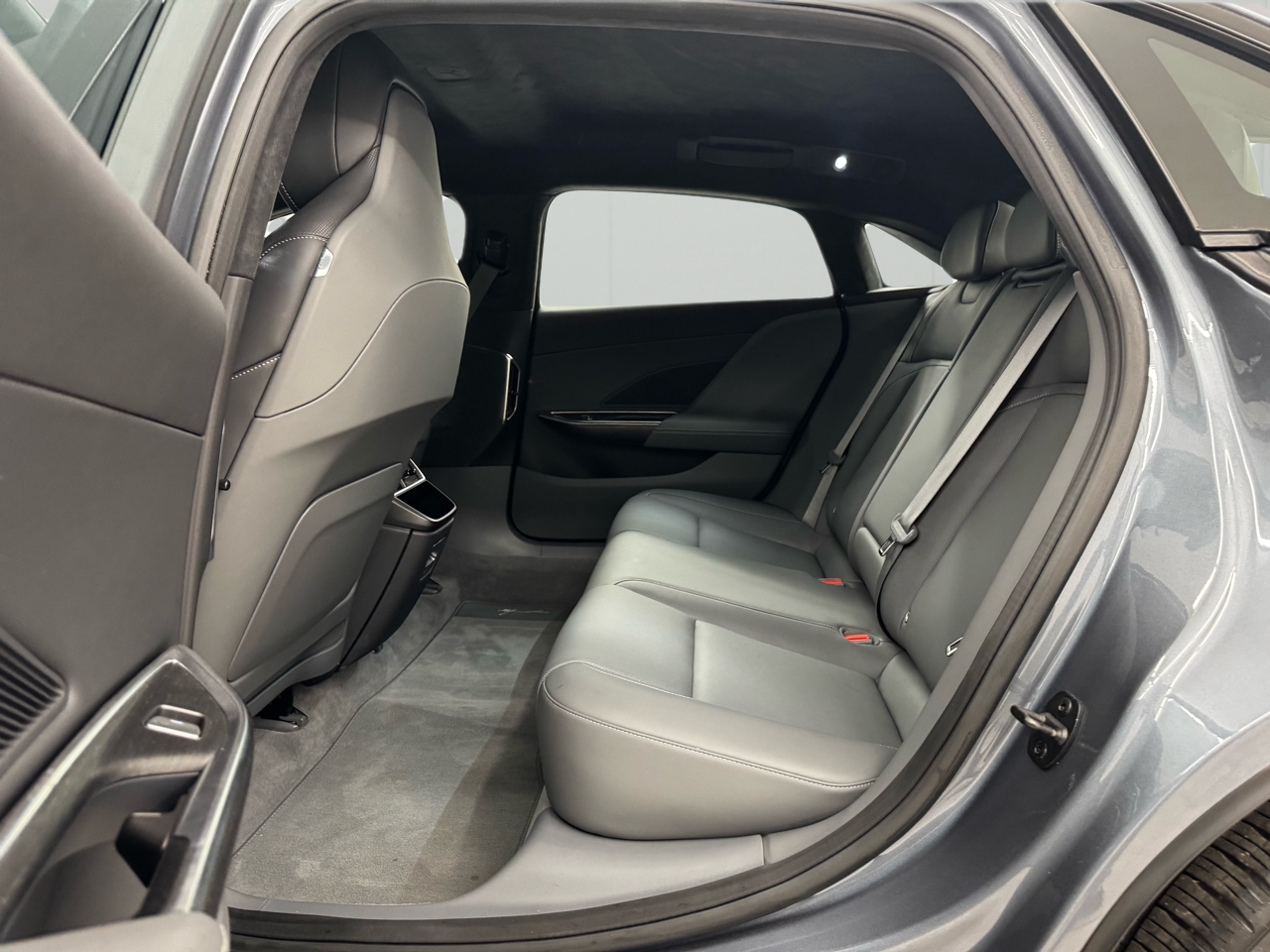 Lucid Air Pure RWD 2024