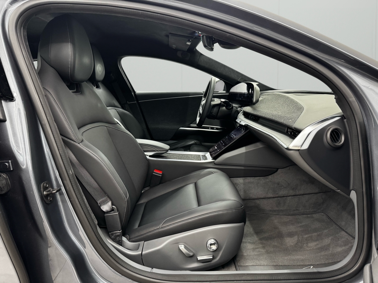 Lucid Air Pure RWD 2024