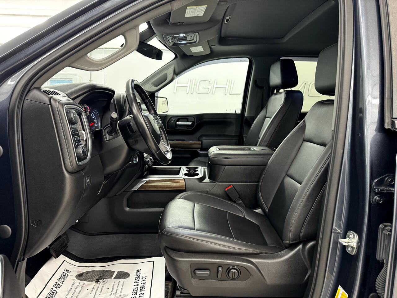 Chevrolet Silverado 1500 LTD 4WD Crew Cab 147" LT Trail Boss 2022