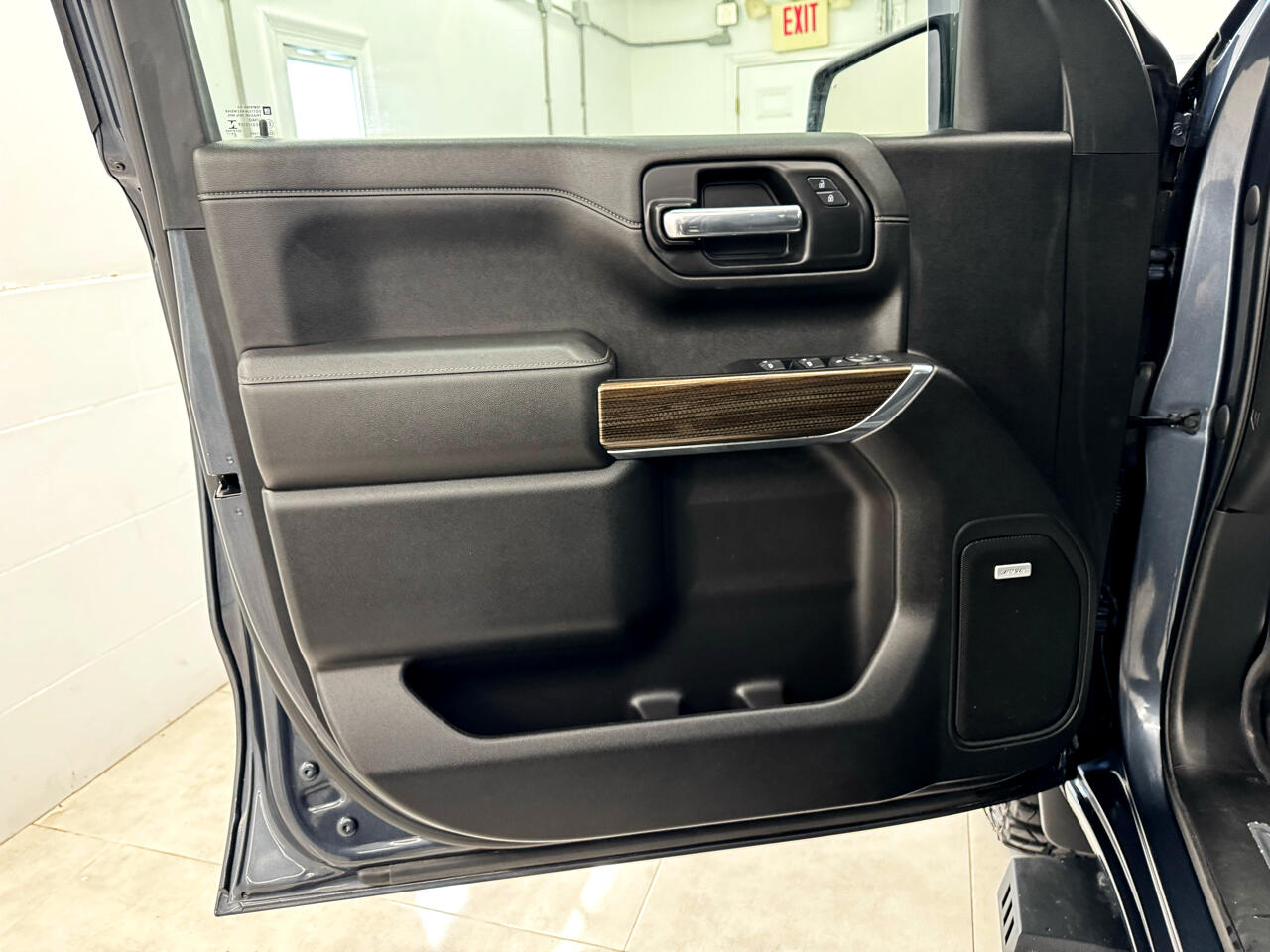 Chevrolet Silverado 1500 LTD 4WD Crew Cab 147" LT Trail Boss 2022