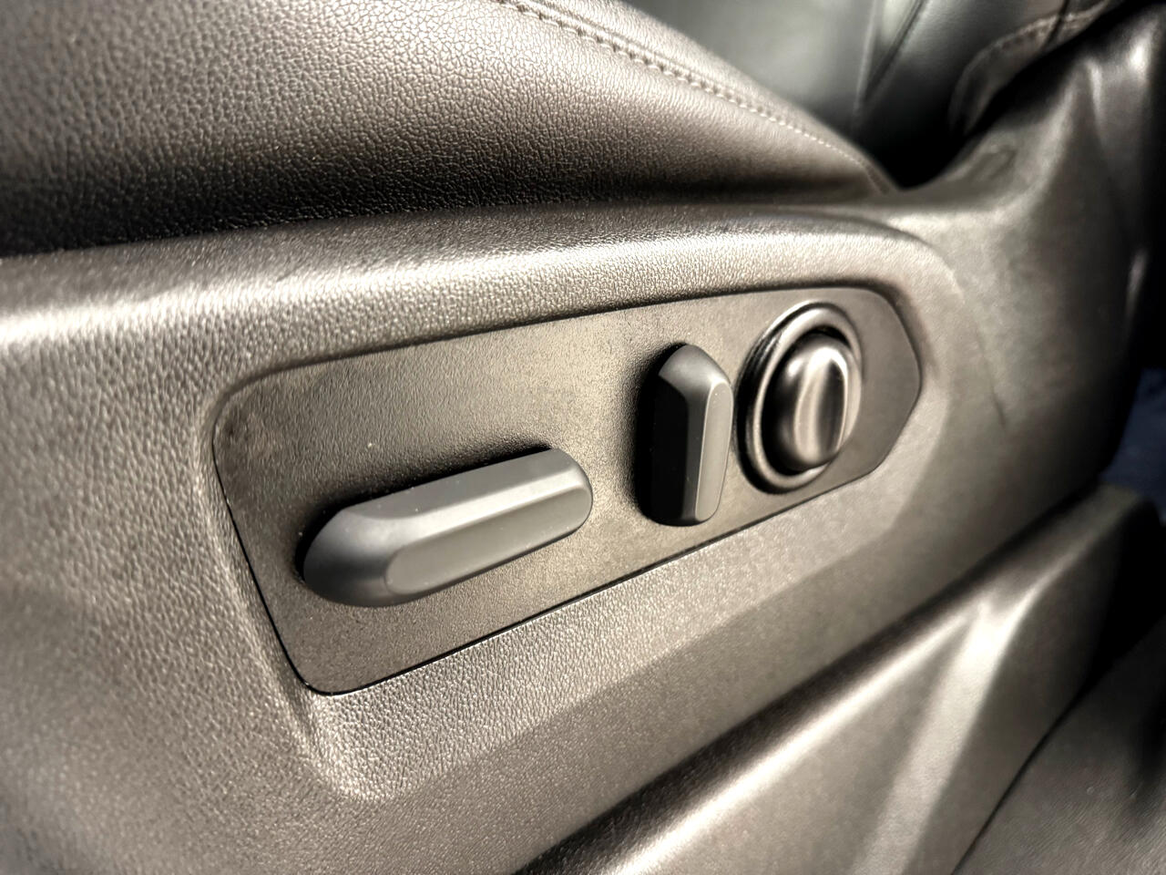 Chevrolet Silverado 1500 LTD 4WD Crew Cab 147" LT Trail Boss 2022