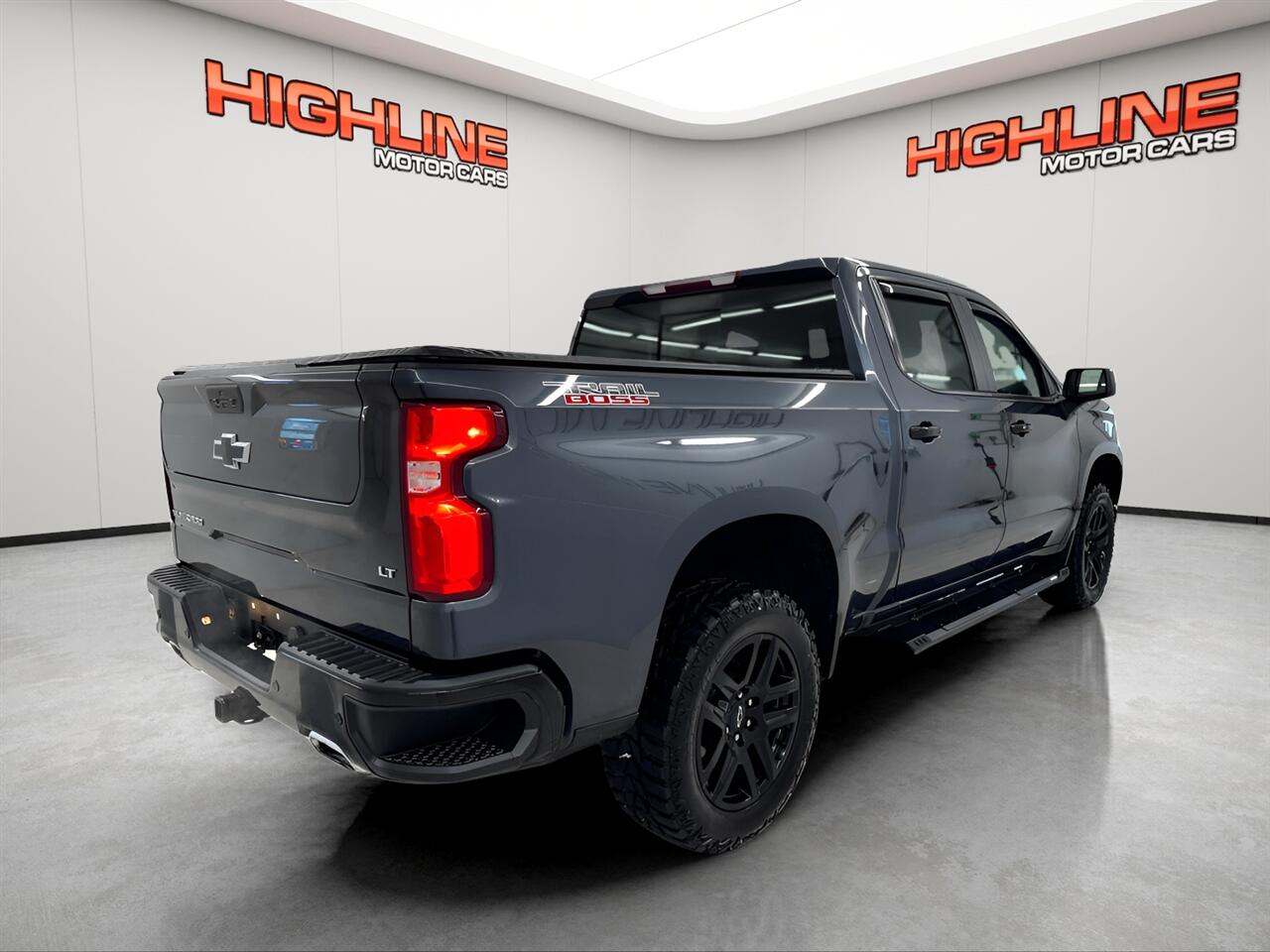 Chevrolet Silverado 1500 LTD 4WD Crew Cab 147" LT Trail Boss 2022