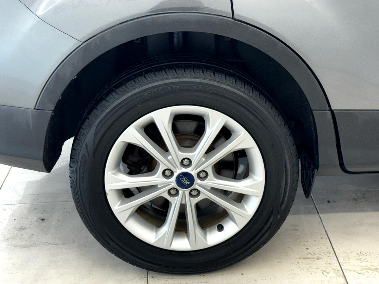 Ford Escape SE FWD 2017