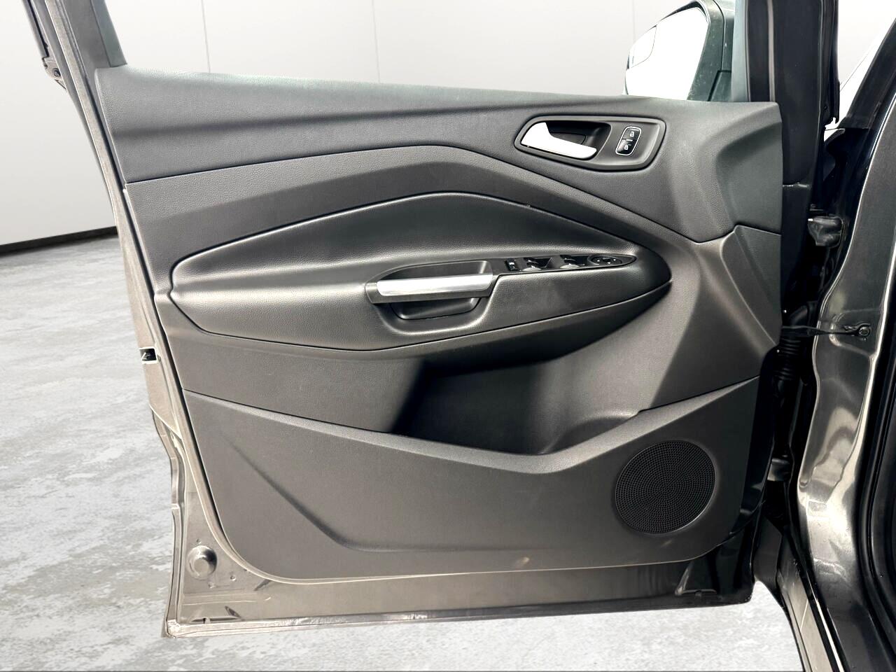 Ford Escape SE FWD 2017