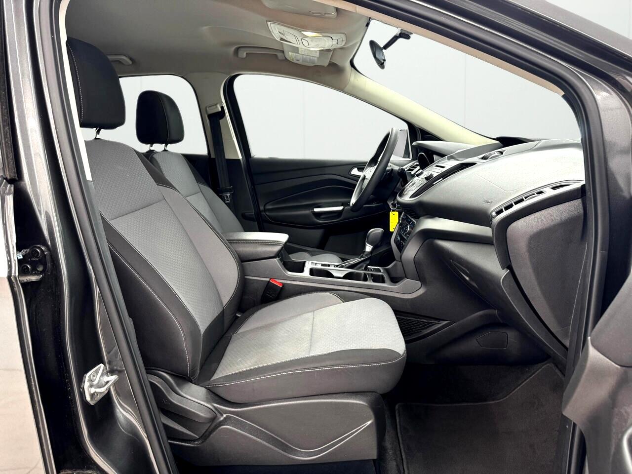 Ford Escape SE FWD 2017