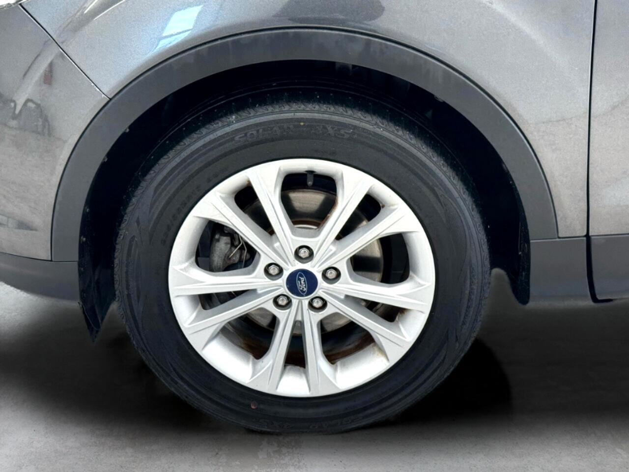 Ford Escape SE FWD 2017