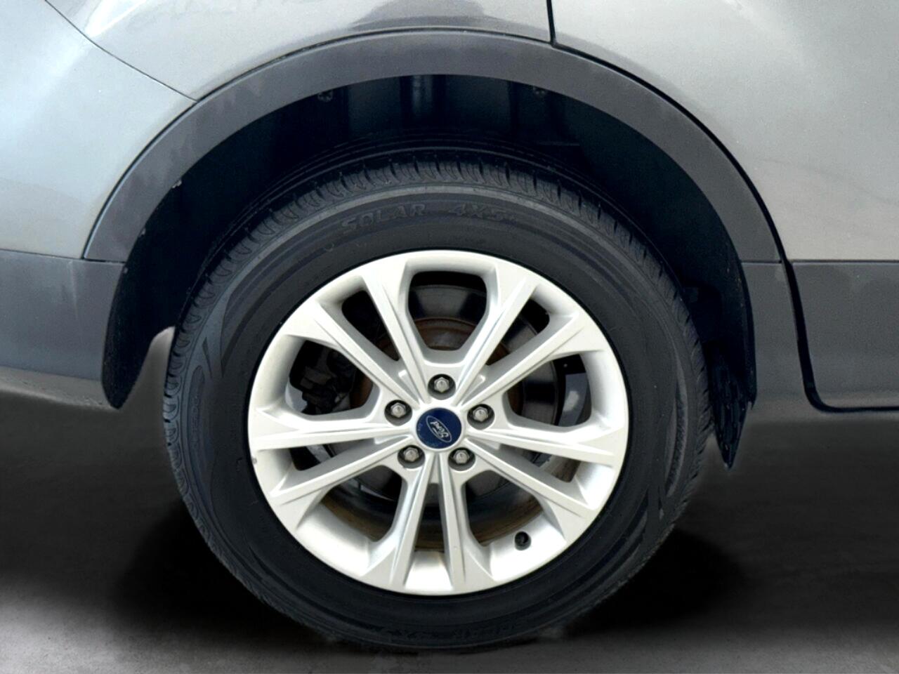 Ford Escape SE FWD 2017