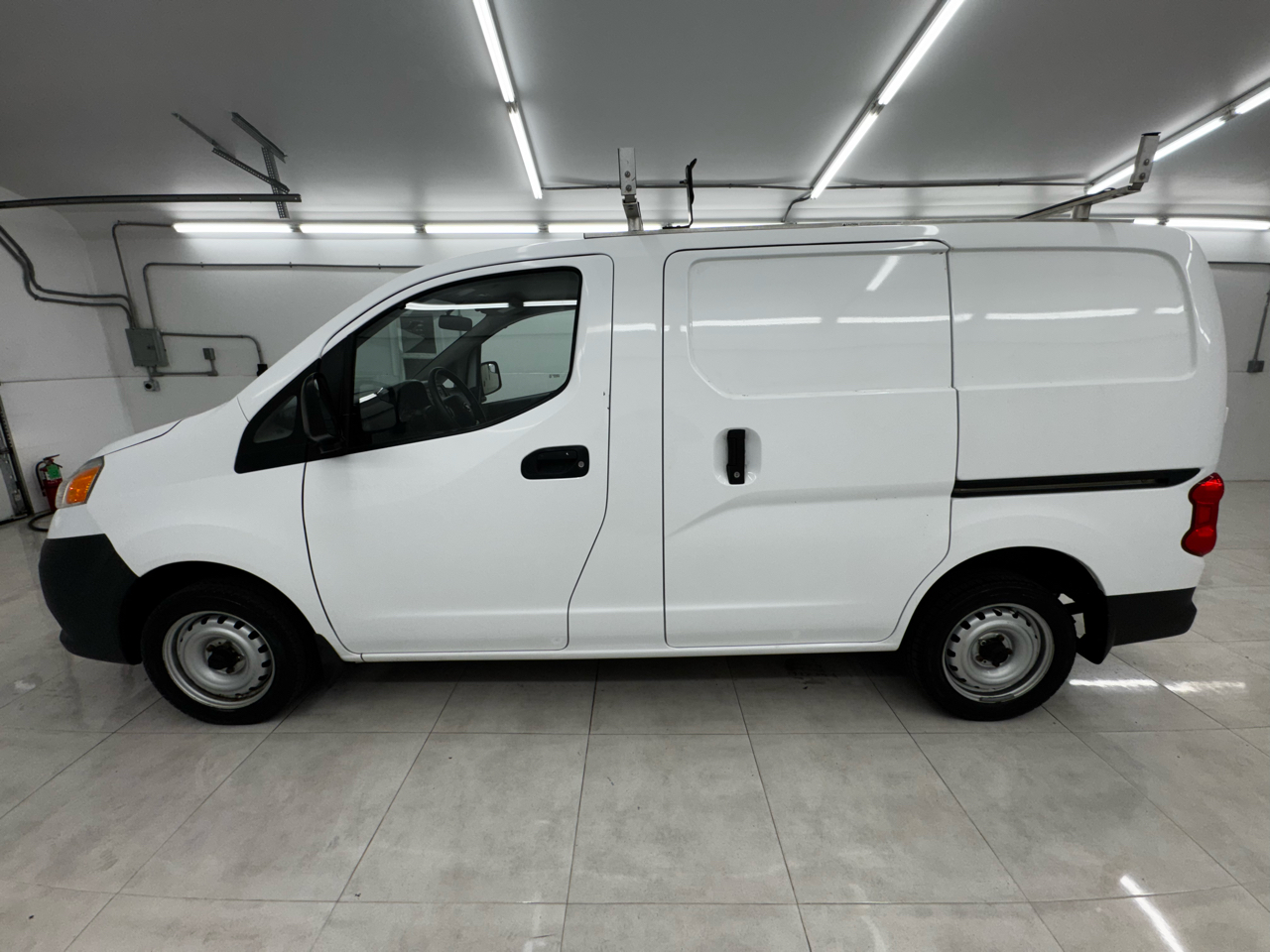 Nissan NV200 Compact Cargo I4 S 2017