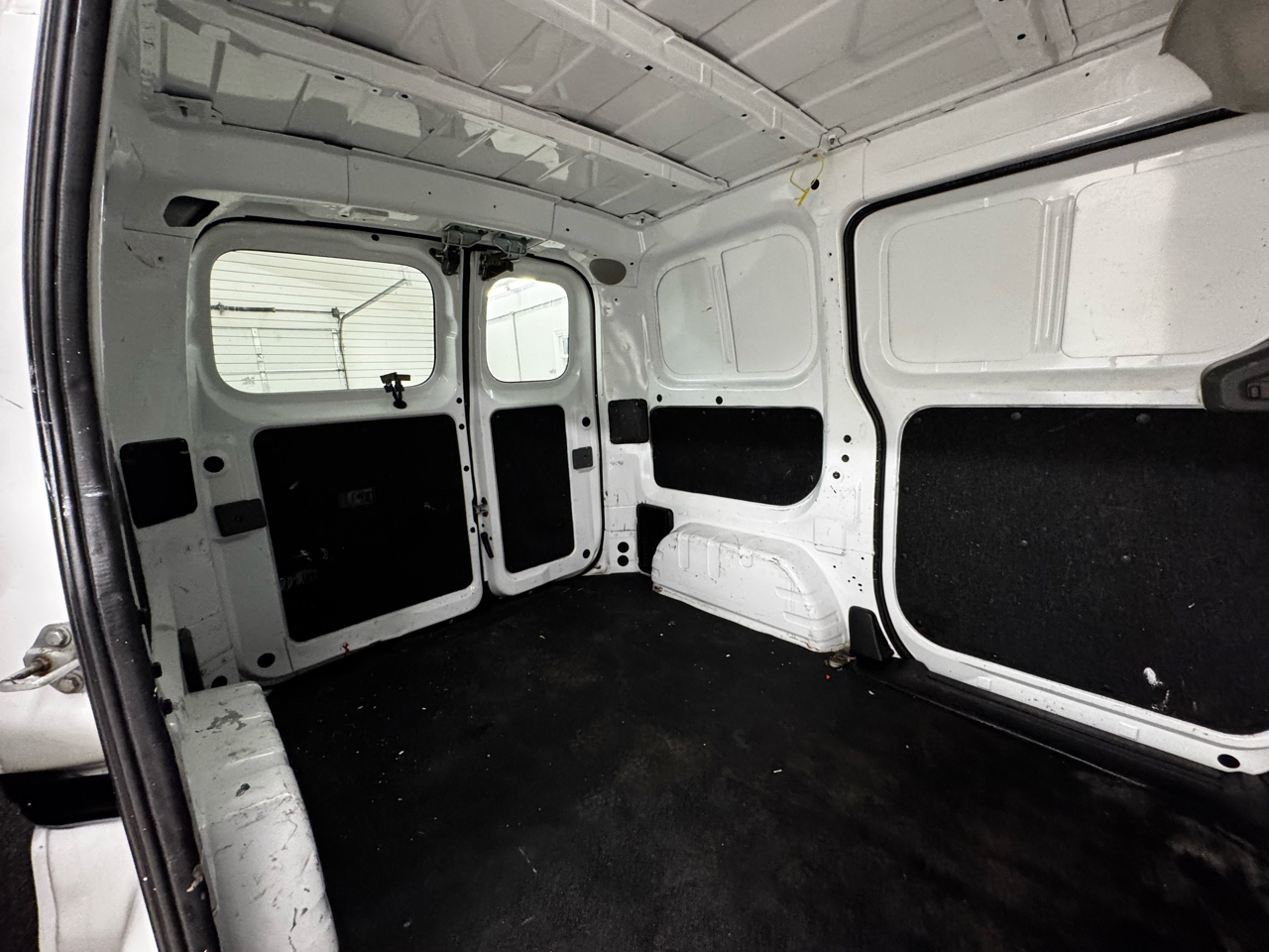 Nissan NV200 Compact Cargo I4 S 2017