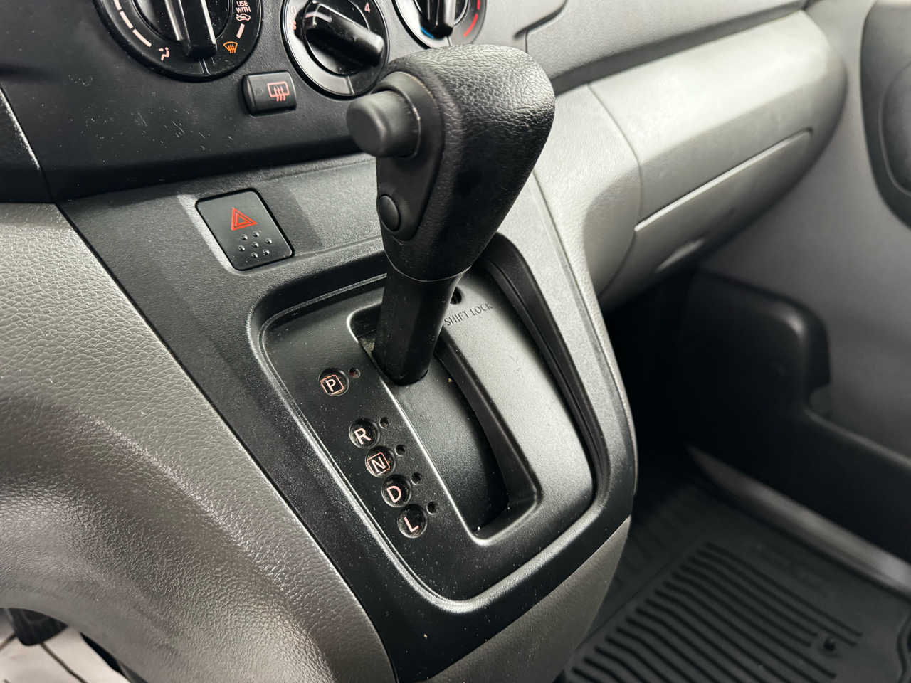 Nissan NV200 Compact Cargo I4 S 2017