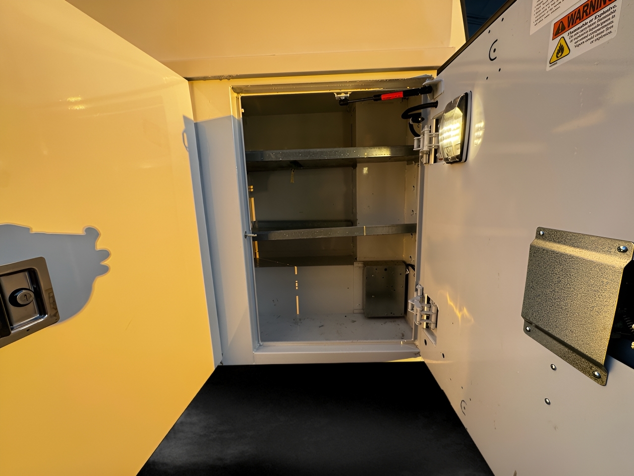 Ford E-Series Cutaway E-350 SRW 138" WB 2025