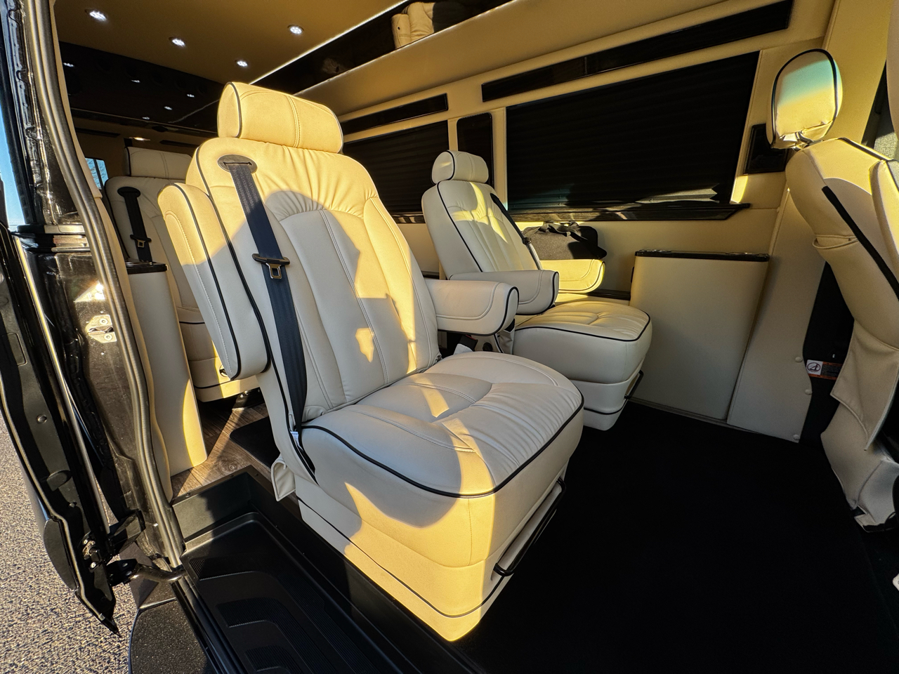 Mercedes-Benz Sprinter Cargo Van 3500XD High Roof I4 Diesel HO 170" Extended RWD 2024