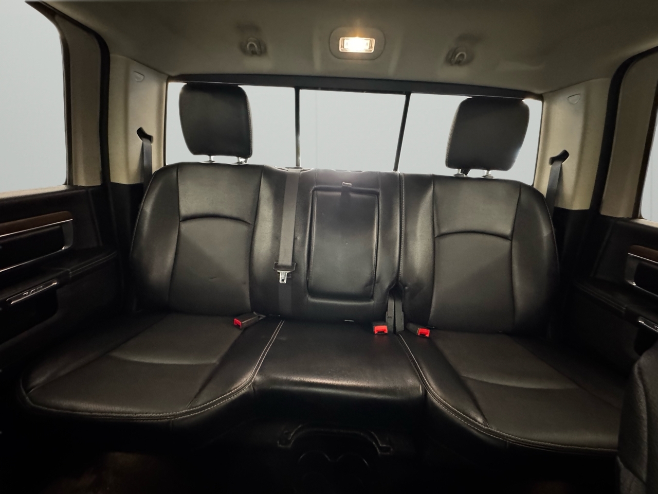 RAM 1500 Laramie 4x4 Crew Cab 5'7" Box 2017