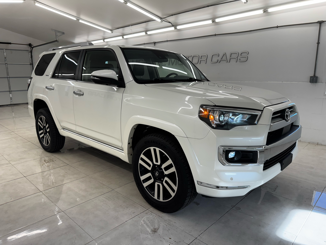 Toyota 4Runner Limited 4WD (Natl) 2021