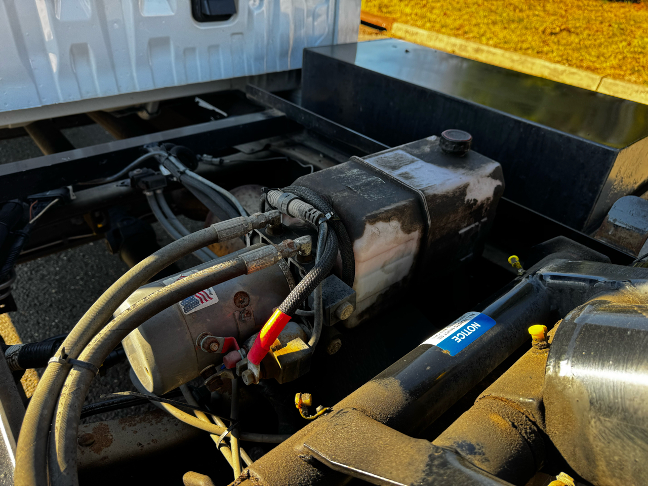 Chevrolet Silverado 3500HD CC 4WD Crew Cab 177" WB, 60" CA Work Truck 2021