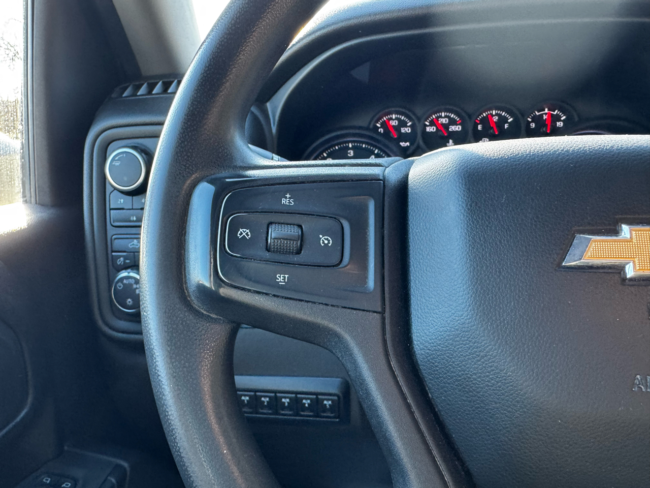 Chevrolet Silverado 3500HD CC 4WD Crew Cab 177" WB, 60" CA Work Truck 2021