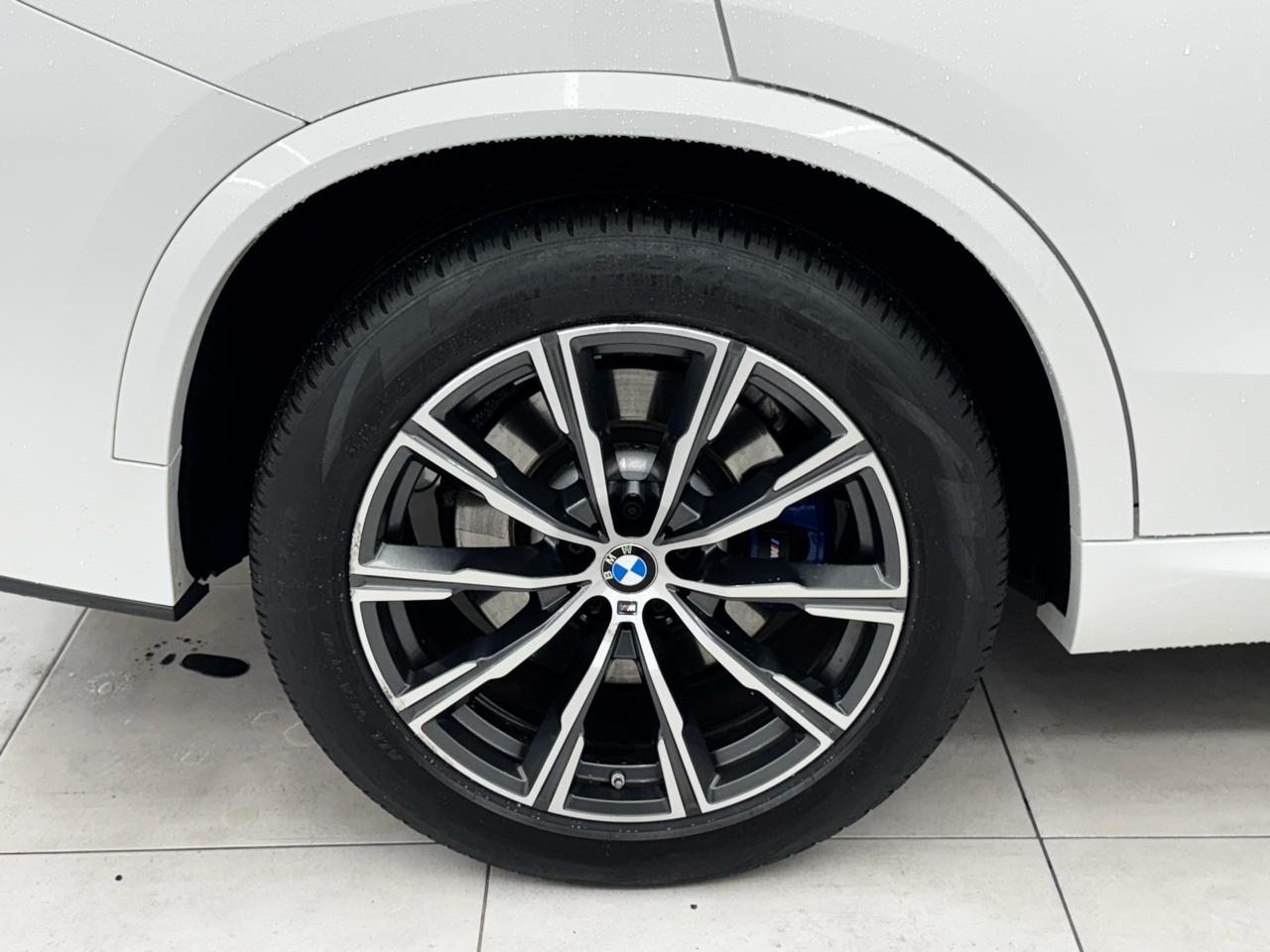 BMW X5 xDrive40i Sports Activity Vehicle 2021