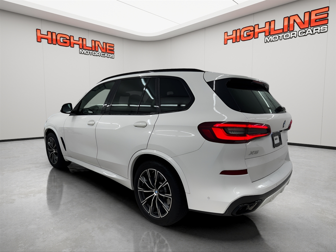 BMW X5 xDrive40i Sports Activity Vehicle 2021