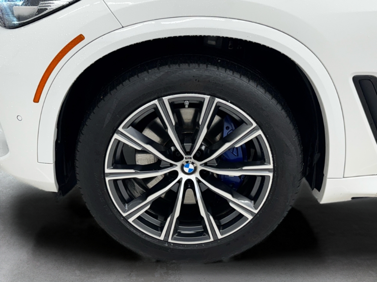 BMW X5 xDrive40i Sports Activity Vehicle 2021