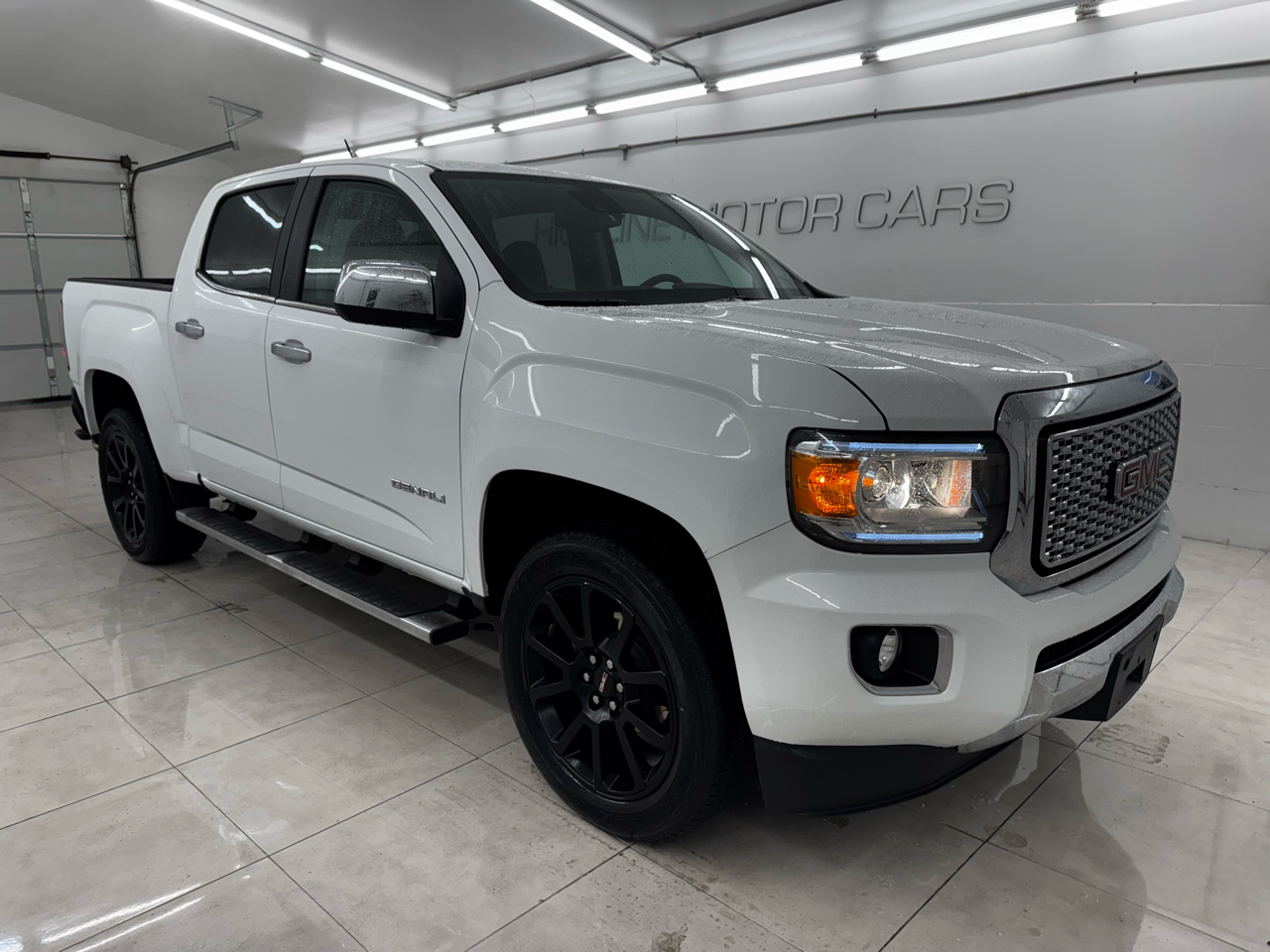 GMC Canyon 4WD Crew Cab 128" Denali 2020