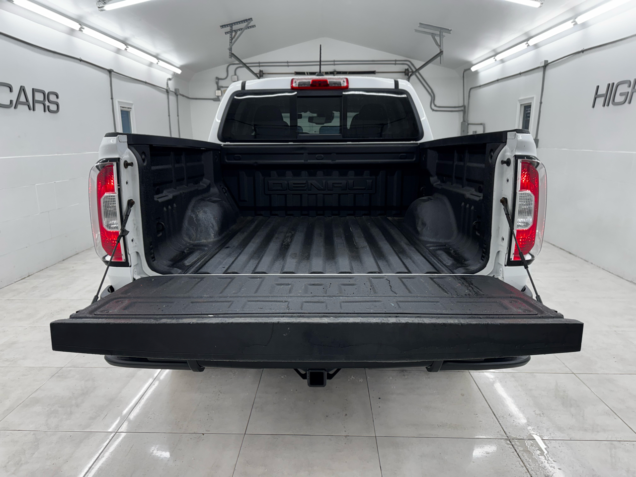 GMC Canyon 4WD Crew Cab 128" Denali 2020