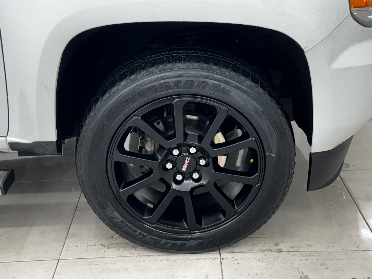 GMC Canyon 4WD Crew Cab 128" Denali 2020