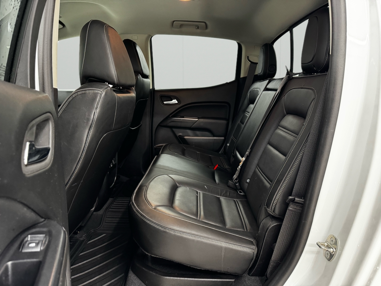 GMC Canyon 4WD Crew Cab 128" Denali 2020