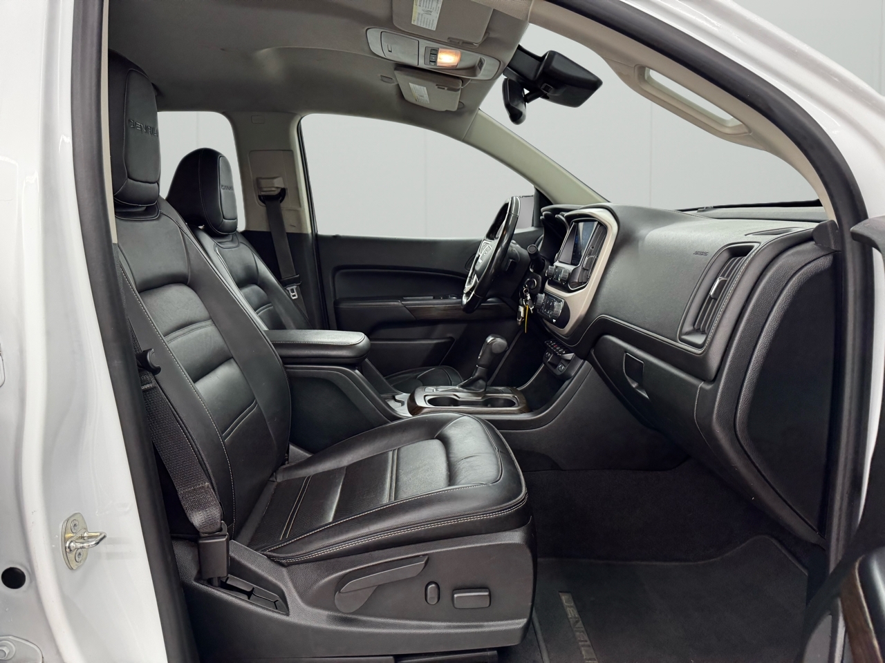 GMC Canyon 4WD Crew Cab 128" Denali 2020