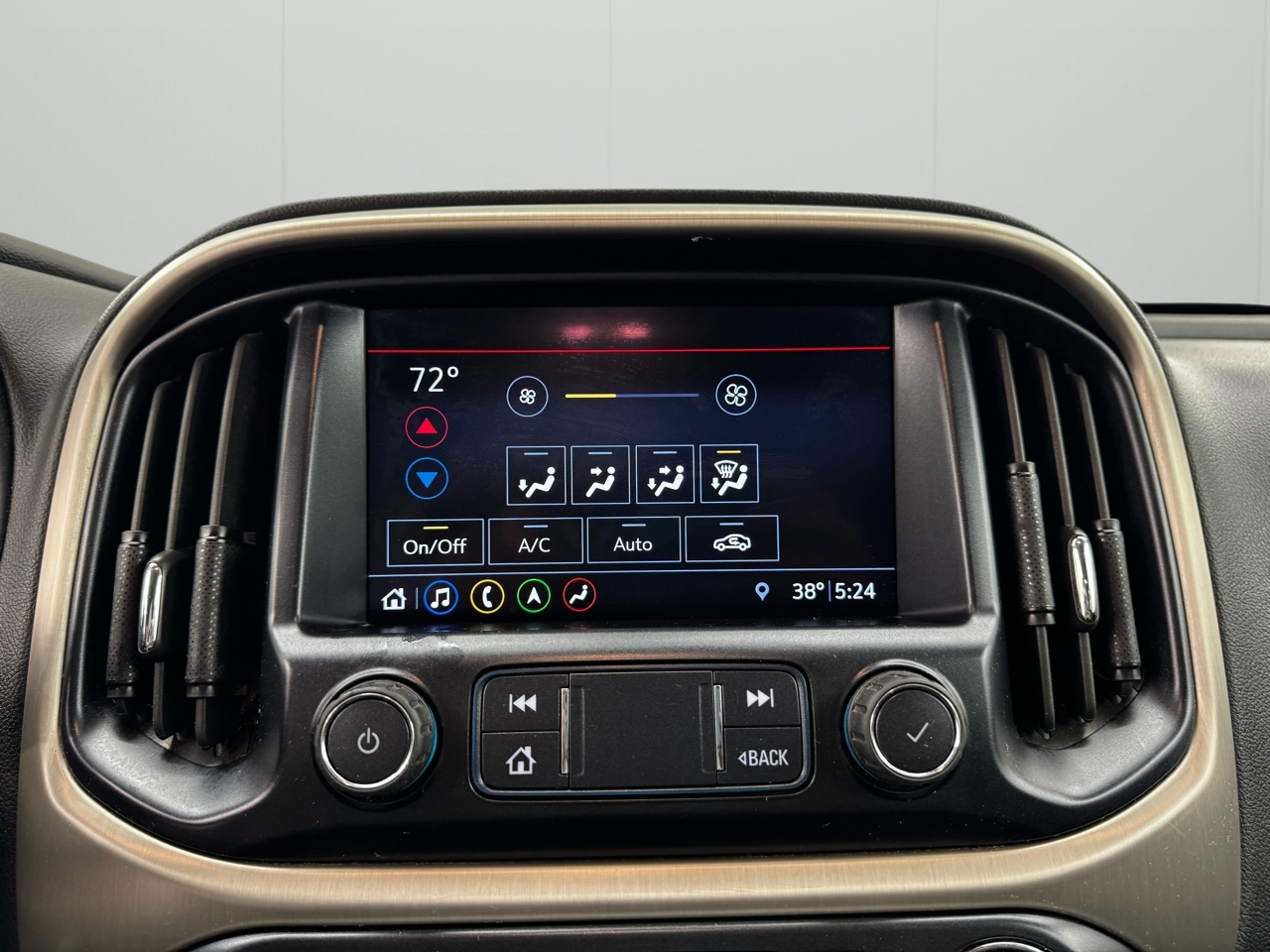 GMC Canyon 4WD Crew Cab 128" Denali 2020