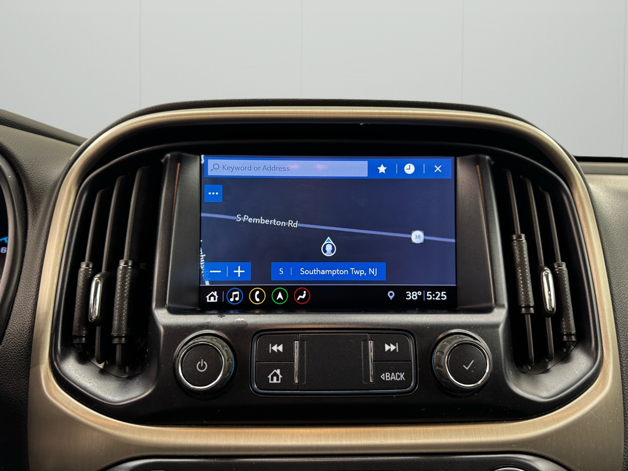 GMC Canyon 4WD Crew Cab 128" Denali 2020