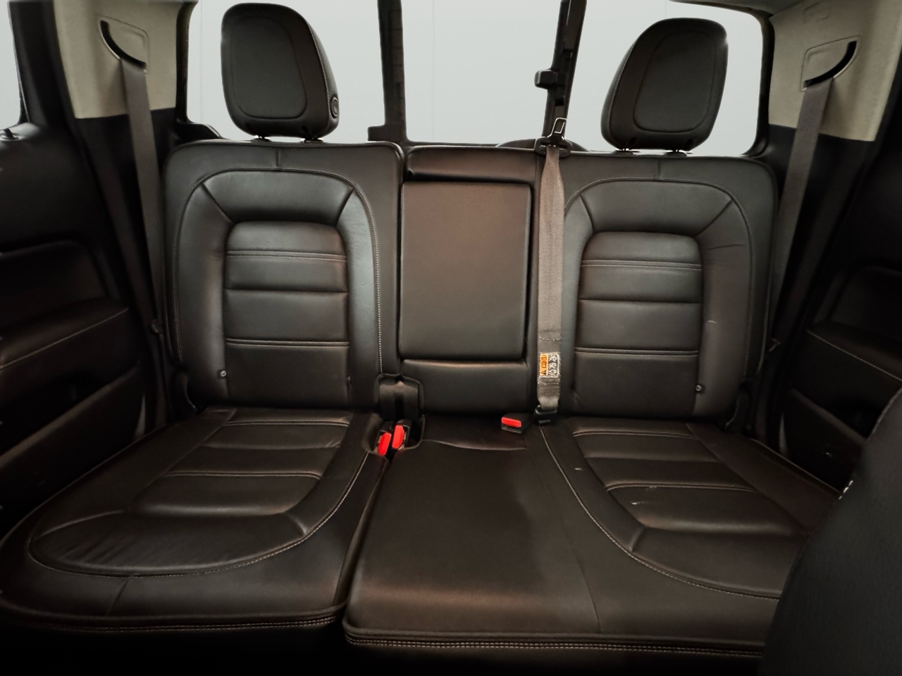 GMC Canyon 4WD Crew Cab 128" Denali 2020