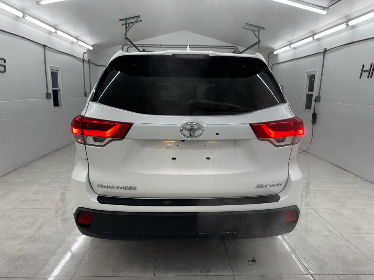 Toyota Highlander XLE V6 AWD (Natl) 2019