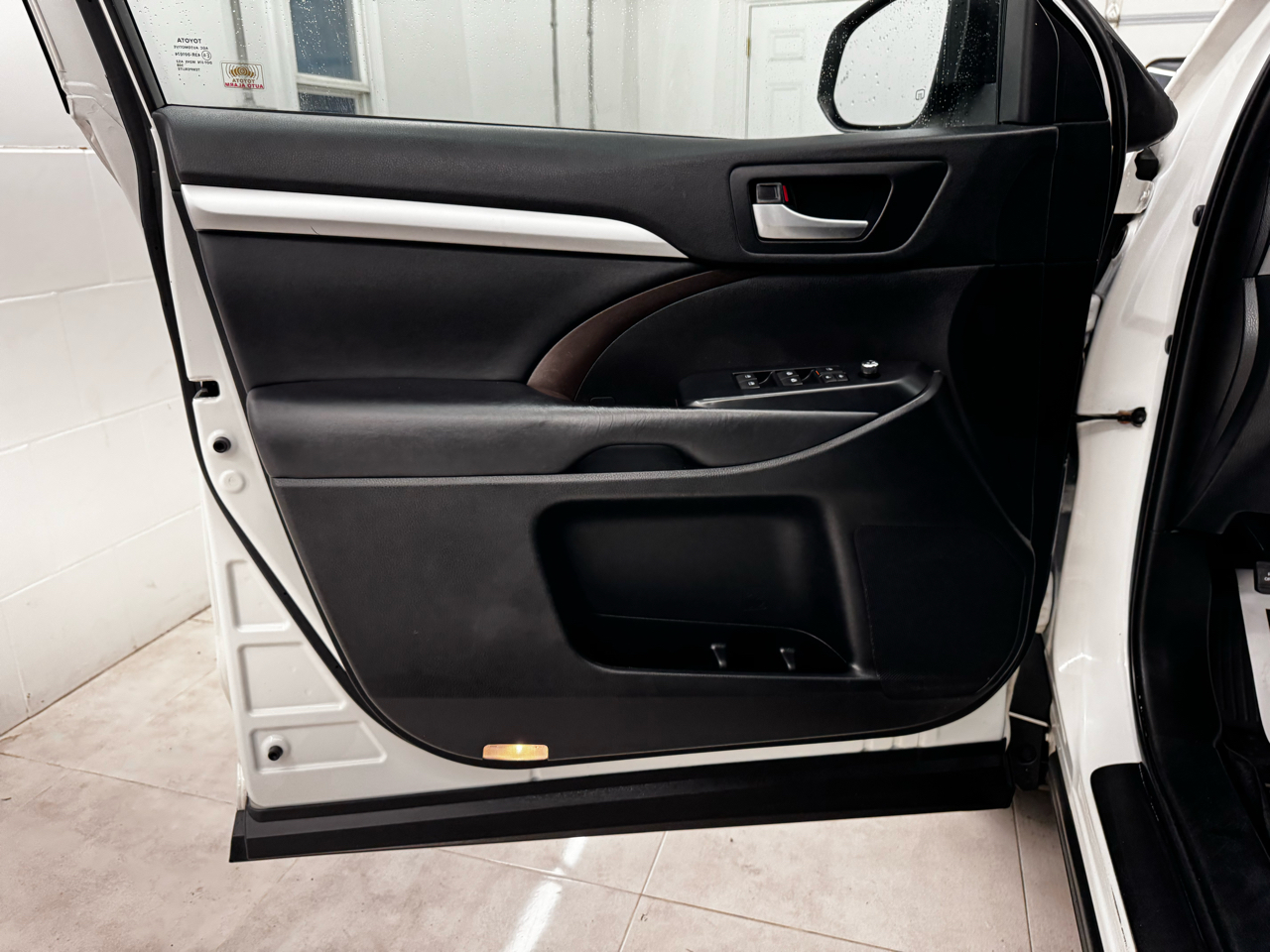 Toyota Highlander XLE V6 AWD (Natl) 2019