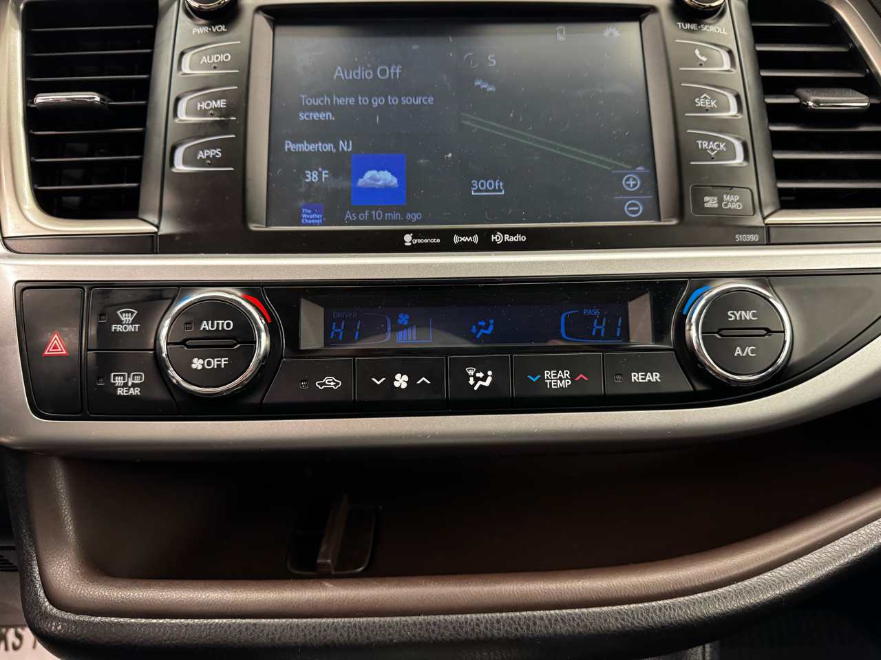 Toyota Highlander XLE V6 AWD (Natl) 2019